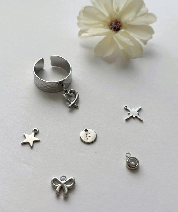 Bague  "Enjoy" (breloque au choix)